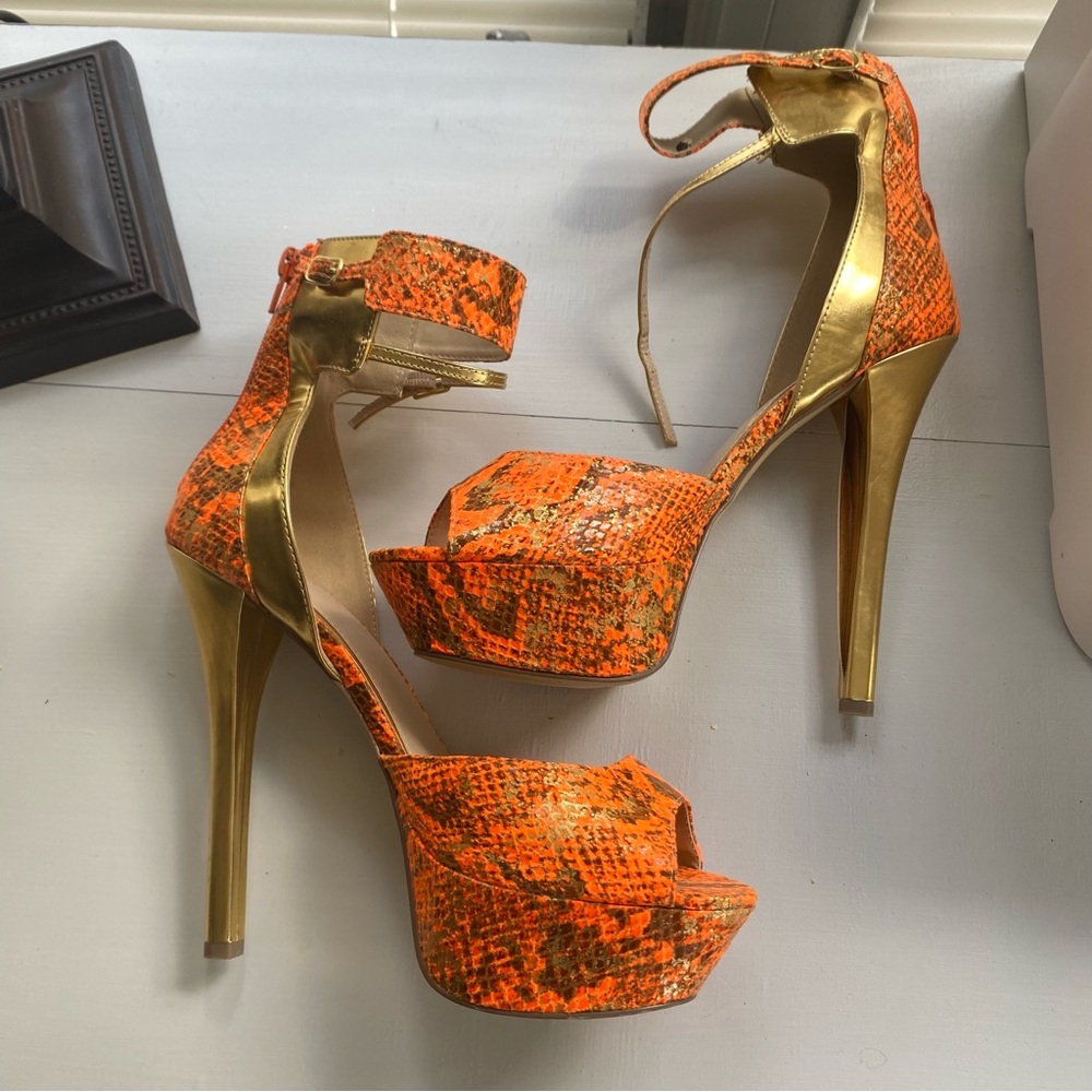 Bright orange and gold heels never worn like new see description